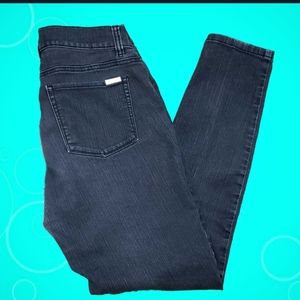 Sale White House Black Market skinny Jeans size small regular